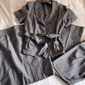 Elegant Gray Women's Pantsuit